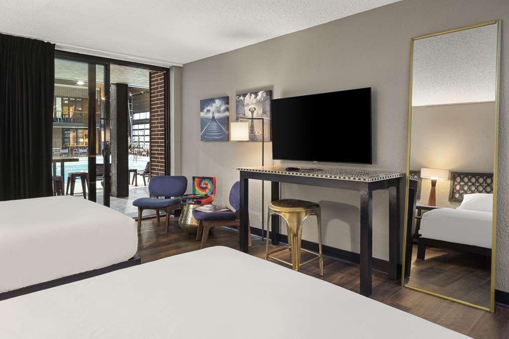 The Highlander Hotel, Ascend Hotel Collection Iowa City Oda fotoğraf